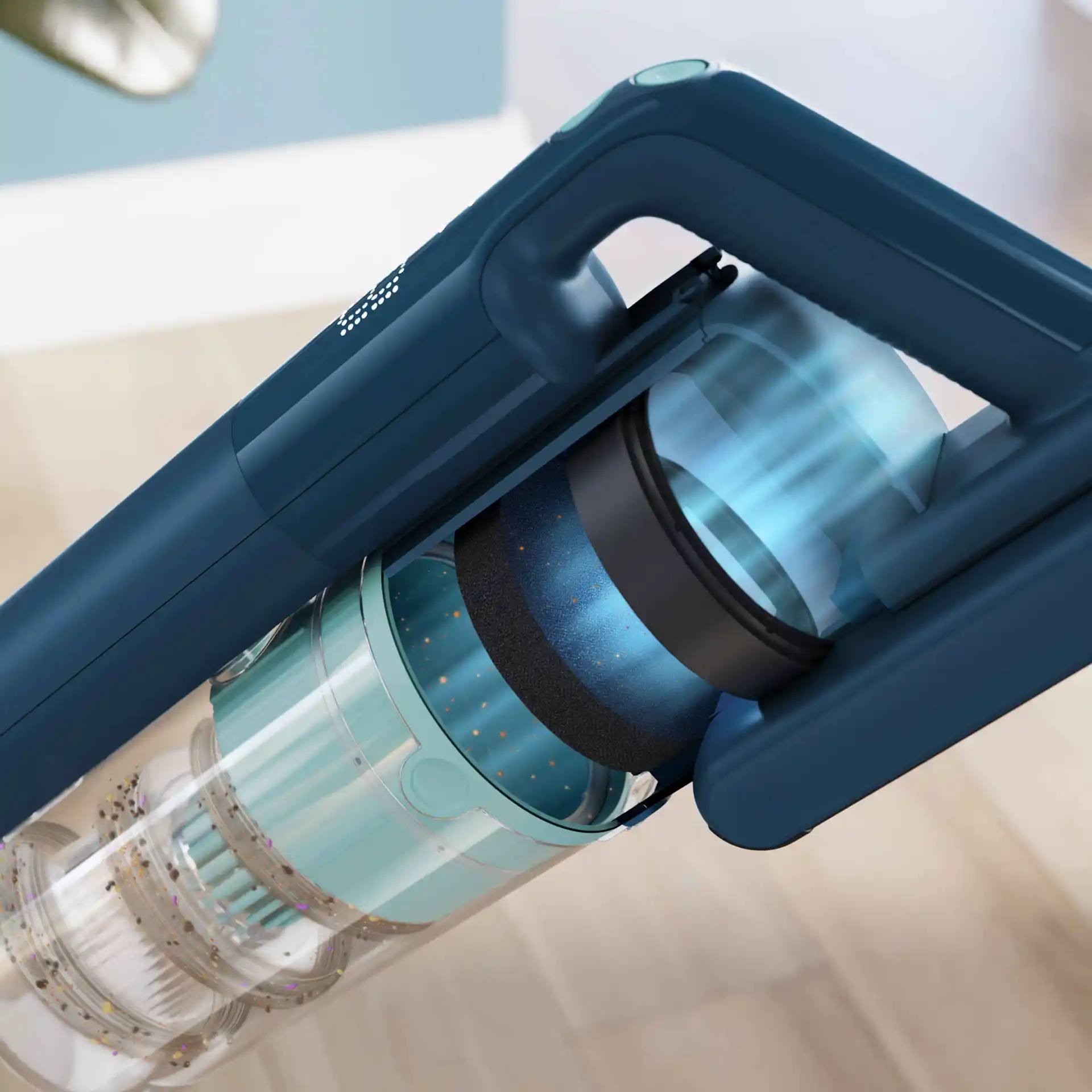 Philips bezvada spieķveida putekļsūcēja tuvplāns, kurā izcelta tā efektīvā filtrēšana un putekļu uztveršana caurspīdīgajā atkritumu tvertnē, uzsverot tā izcilo veiktspēju.